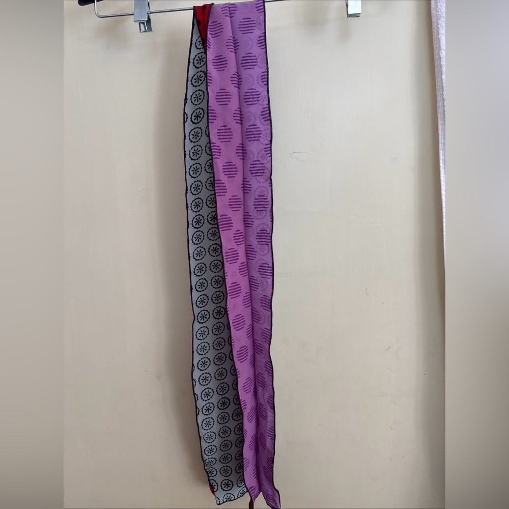 Harshita oblong 100% silk scarf 3 sided design